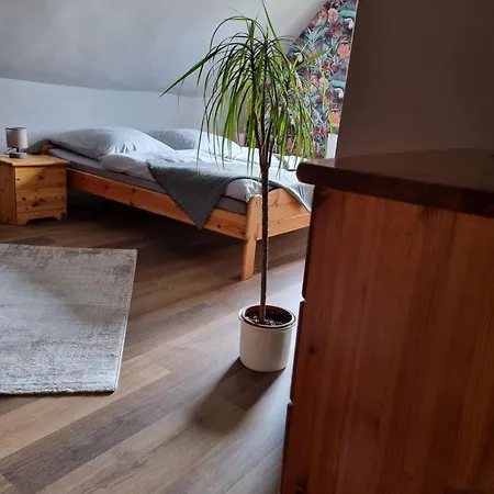 Semesterbostad Zum Holzmichel *